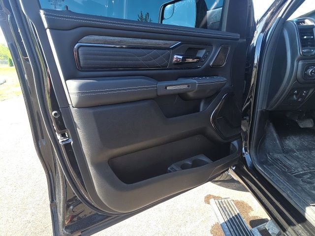 Used 2026 RAM 1500 Limited AWD/4WD image 21