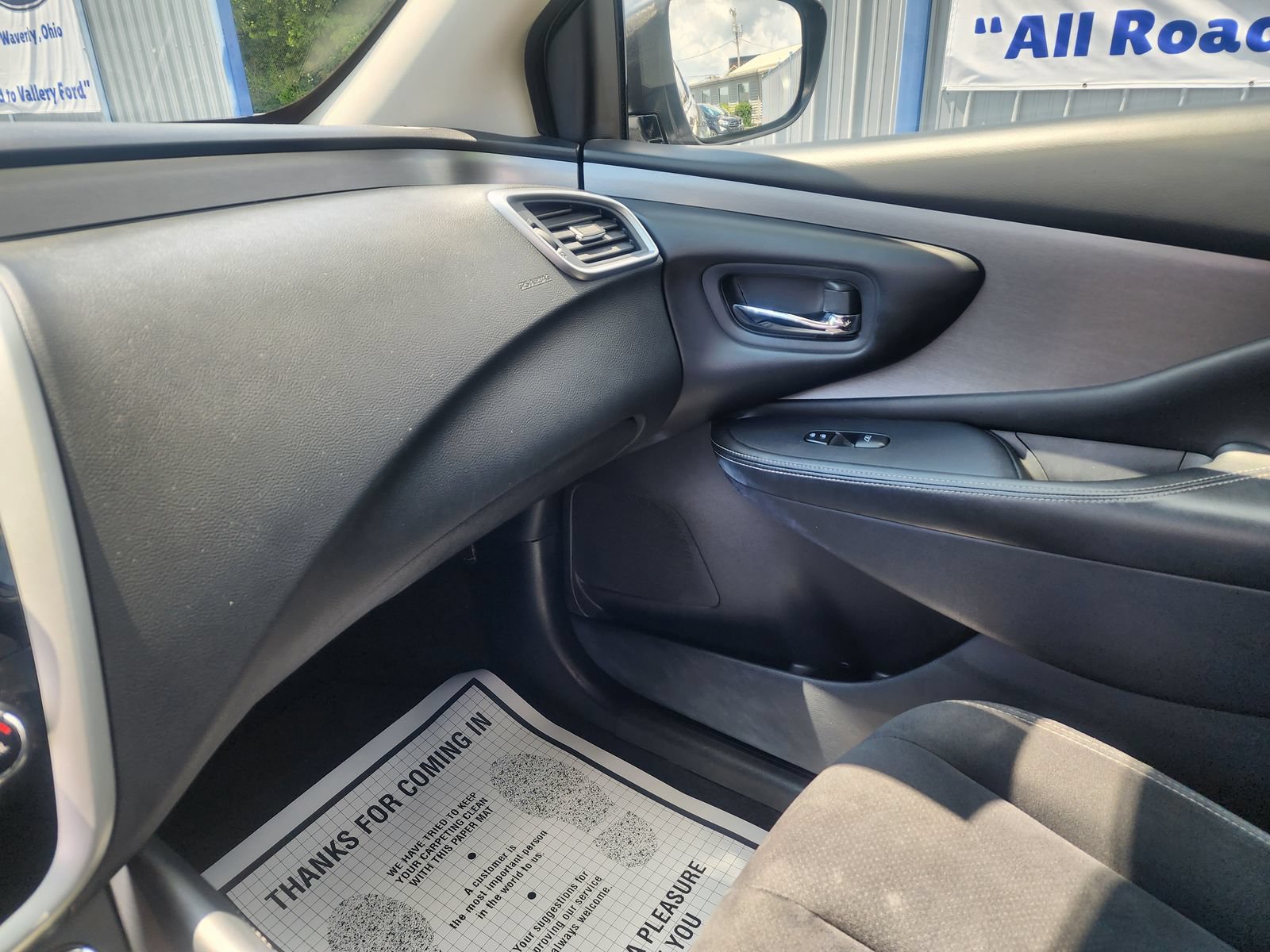 Used 2019 Nissan Murano S AWD/4WD image 16