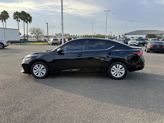 Used 2023 Nissan Sentra S image 2