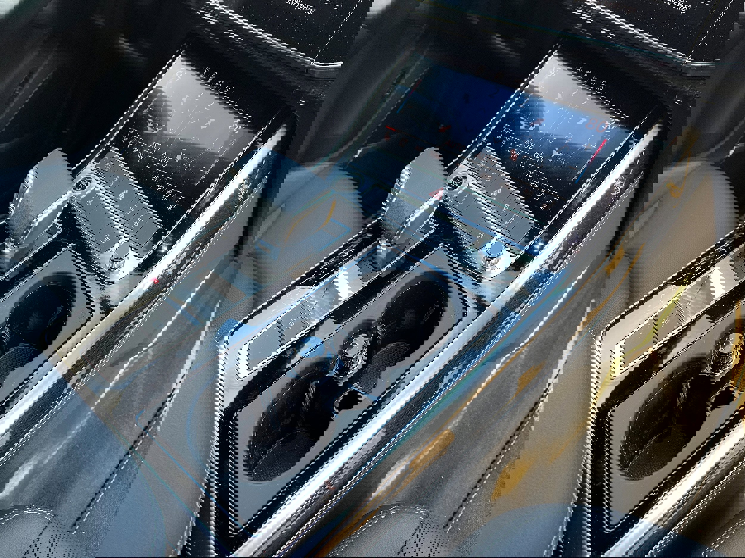 Used 2025 Audi Q7 3.0T Premium Plus image 16