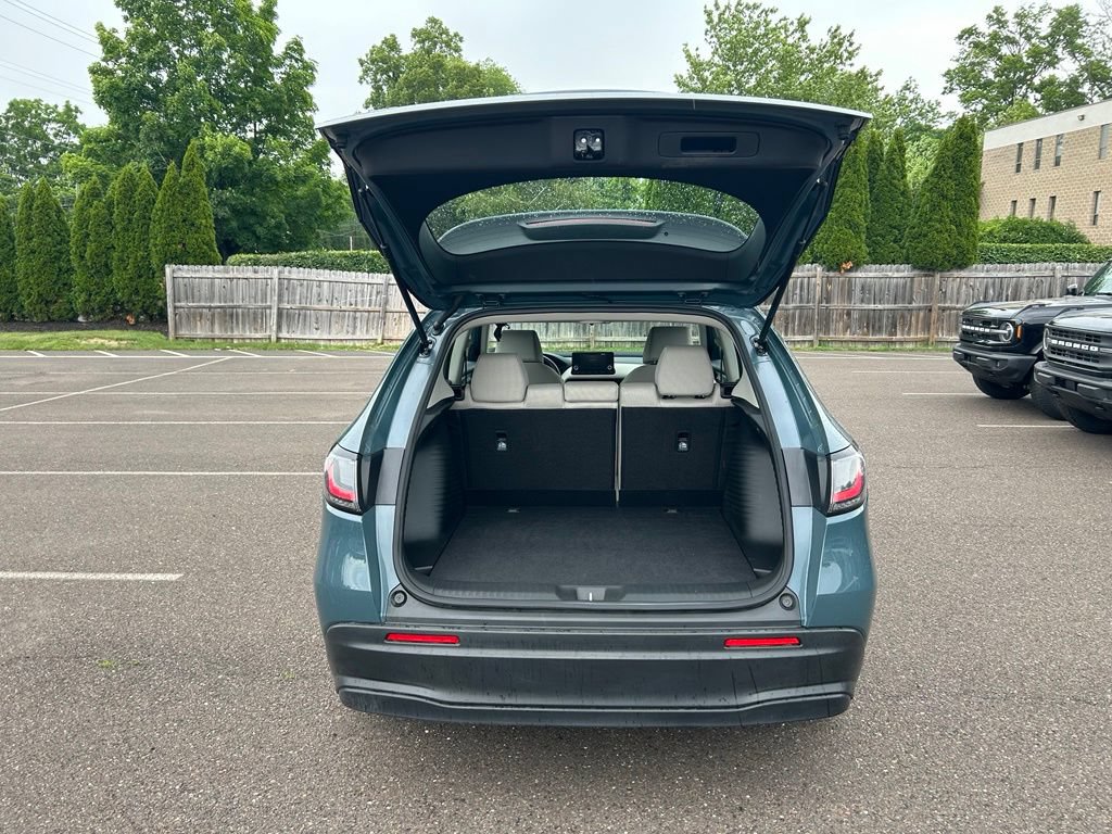 Used 2024 Honda HR-V LX image 9