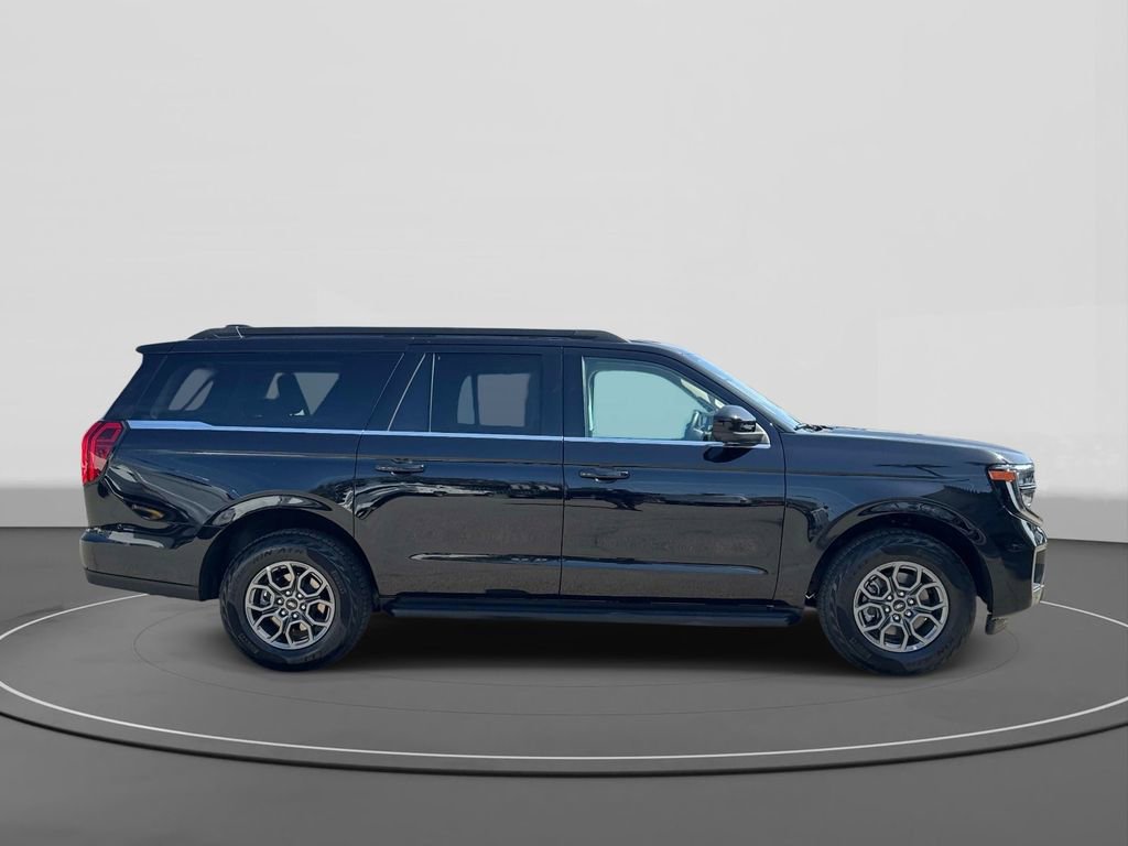Certified 2025 Ford Expedition Max Active AWD/4WD image 5