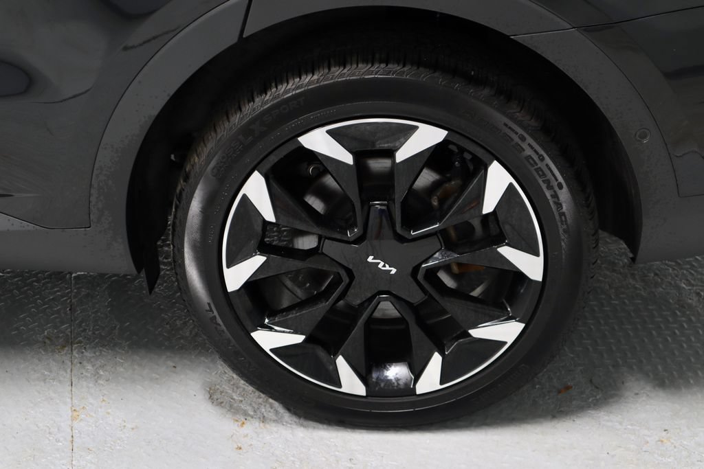 Used 2025 Kia Sorento SX FWD image 21