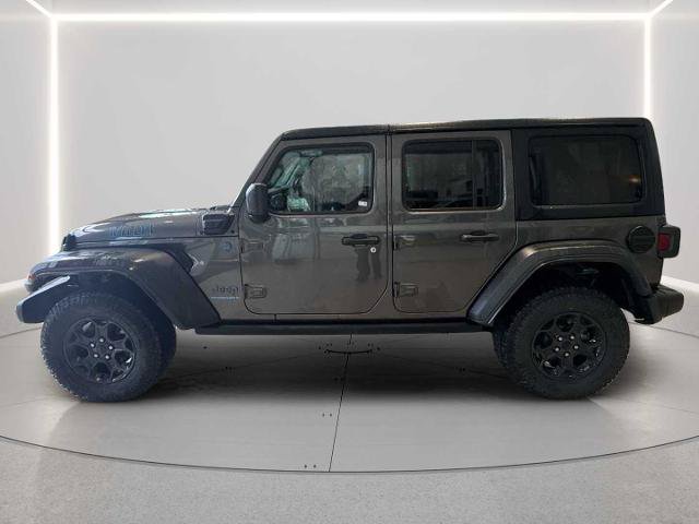 Used 2023 Jeep Wrangler Unlimited w/ Cold Weather Group AWD/4WD image 4