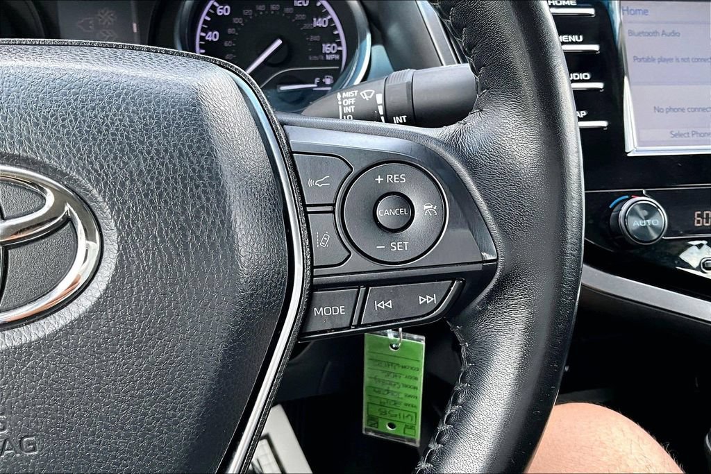 Used 2019 Toyota Camry SE FWD image 18