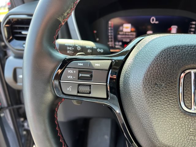 Used 2026 Honda Pilot Black Edition image 17