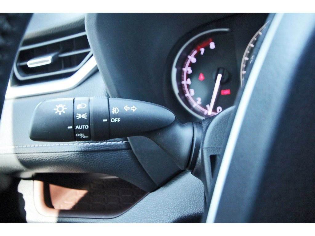 Used 2019 Toyota RAV4 Limited w/ Cold Weather Package image 20