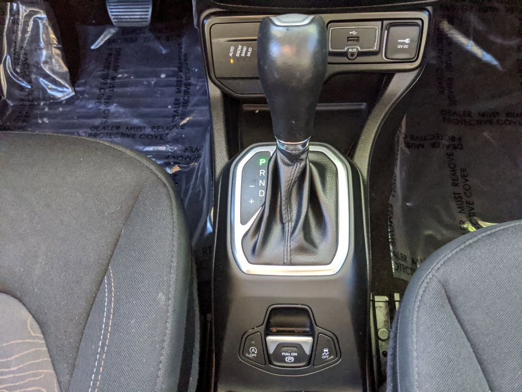 Used 2023 Jeep Renegade Latitude image 10