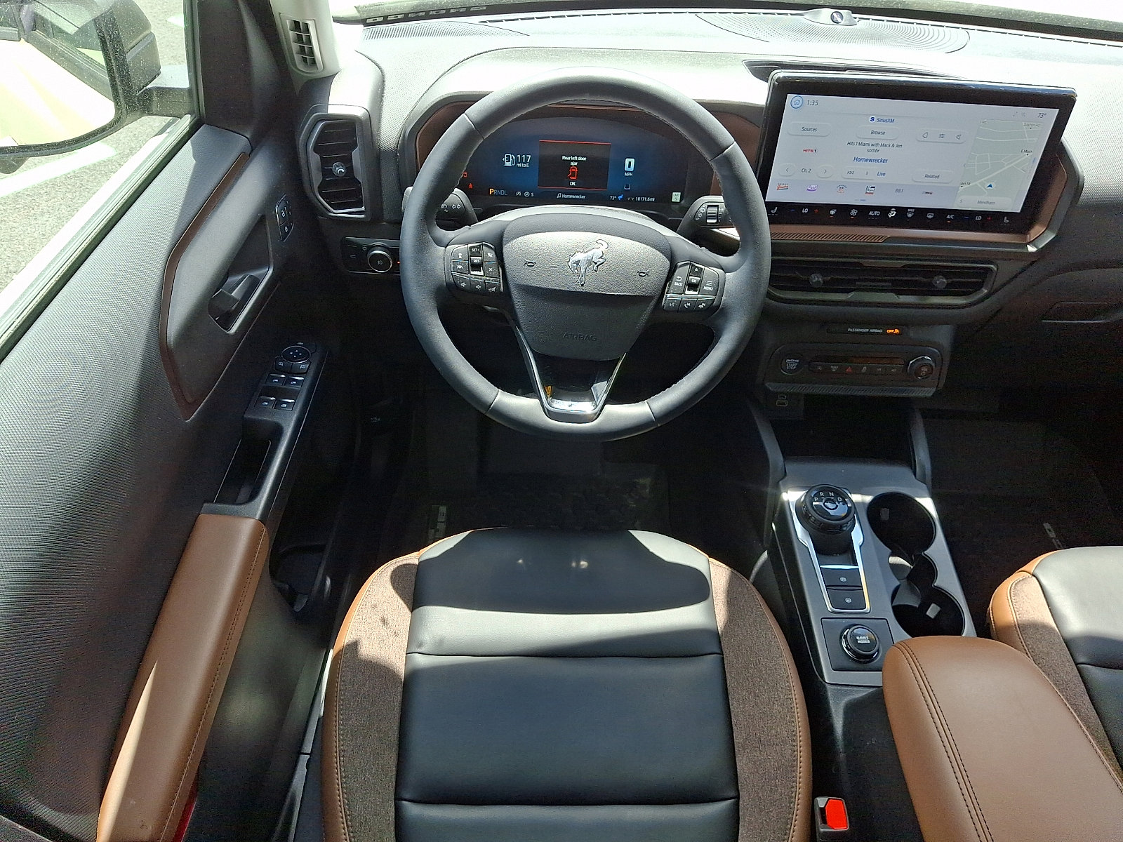 Certified 2025 Ford Bronco Sport Outer Banks w/ Outer Banks Tech Package+ AWD/4WD image 12
