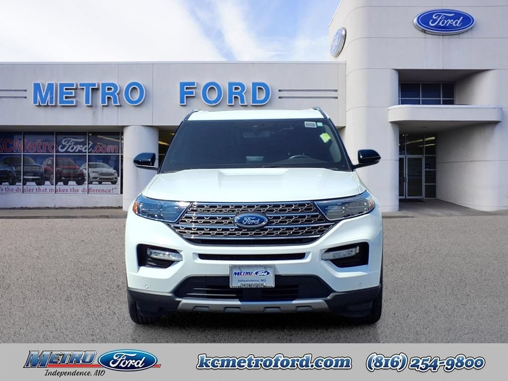 Certified 2023 Ford Explorer King Ranch w/ Technology Package AWD/4WD image 8