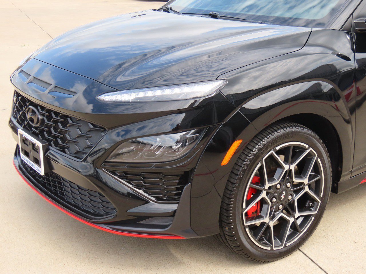 Used 2023 Hyundai Kona N image 3