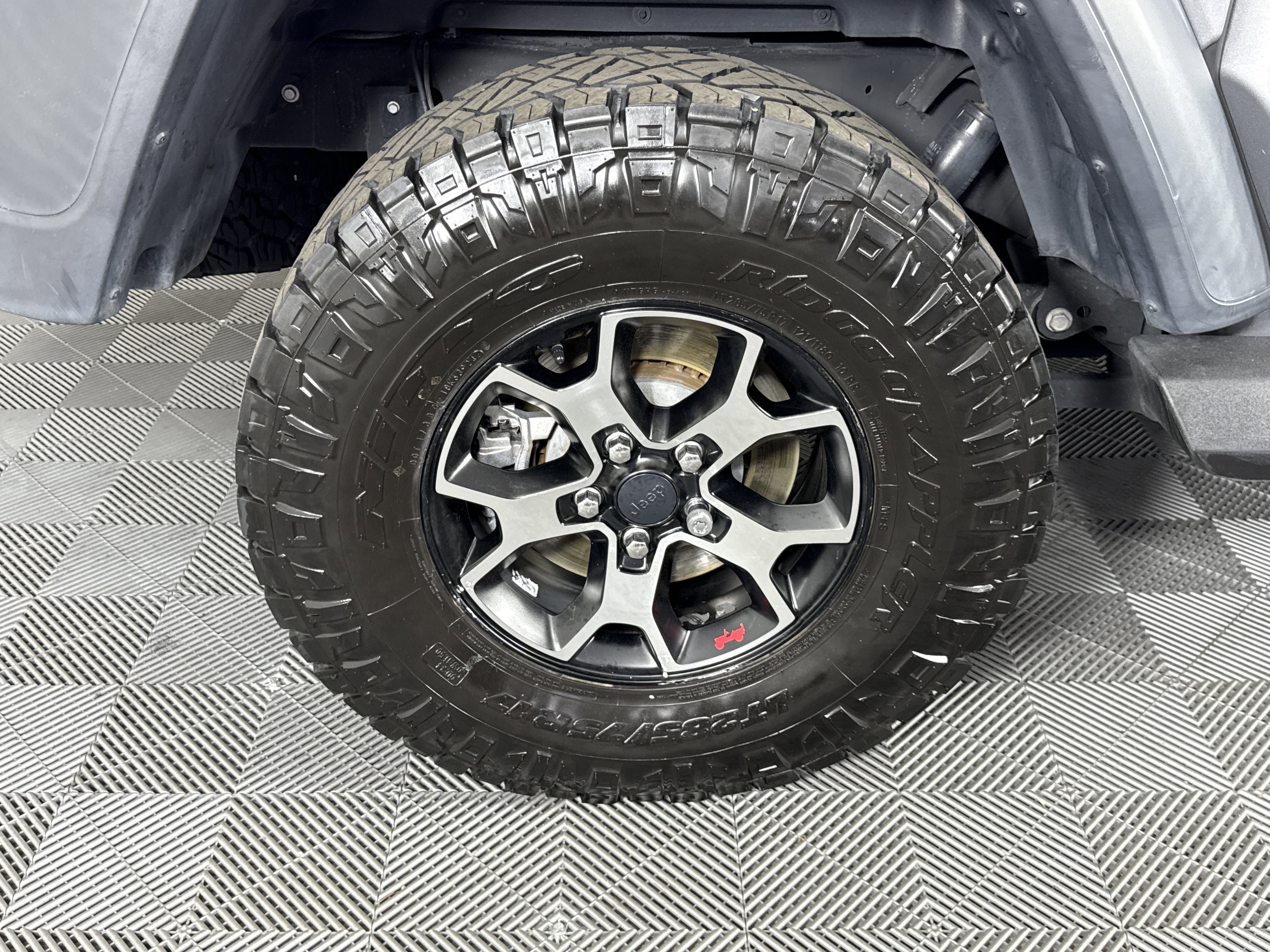 Used 2020 Jeep Gladiator Sport w/ Quick Order Package 24S image 29