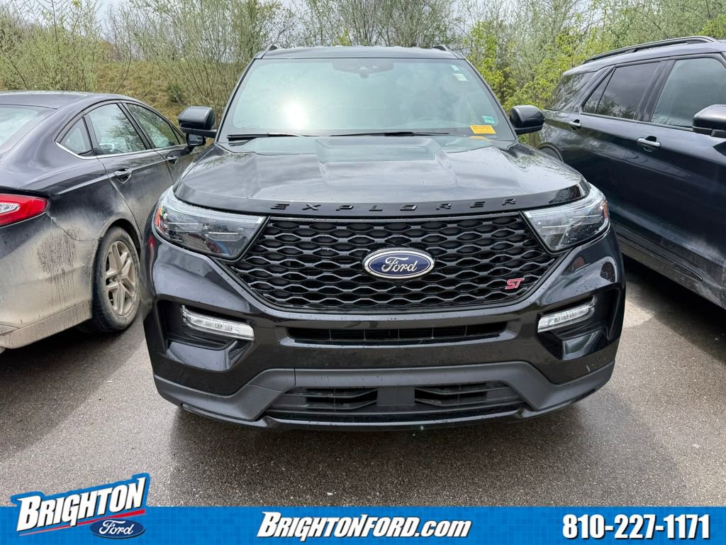 Certified 2023 Ford Explorer ST w/ ST Street Pack AWD/4WD image 2
