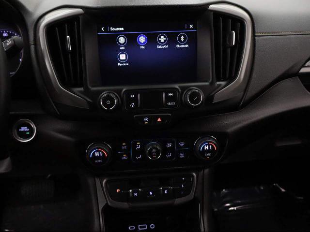 Used 2024 GMC Terrain AT4 image 34