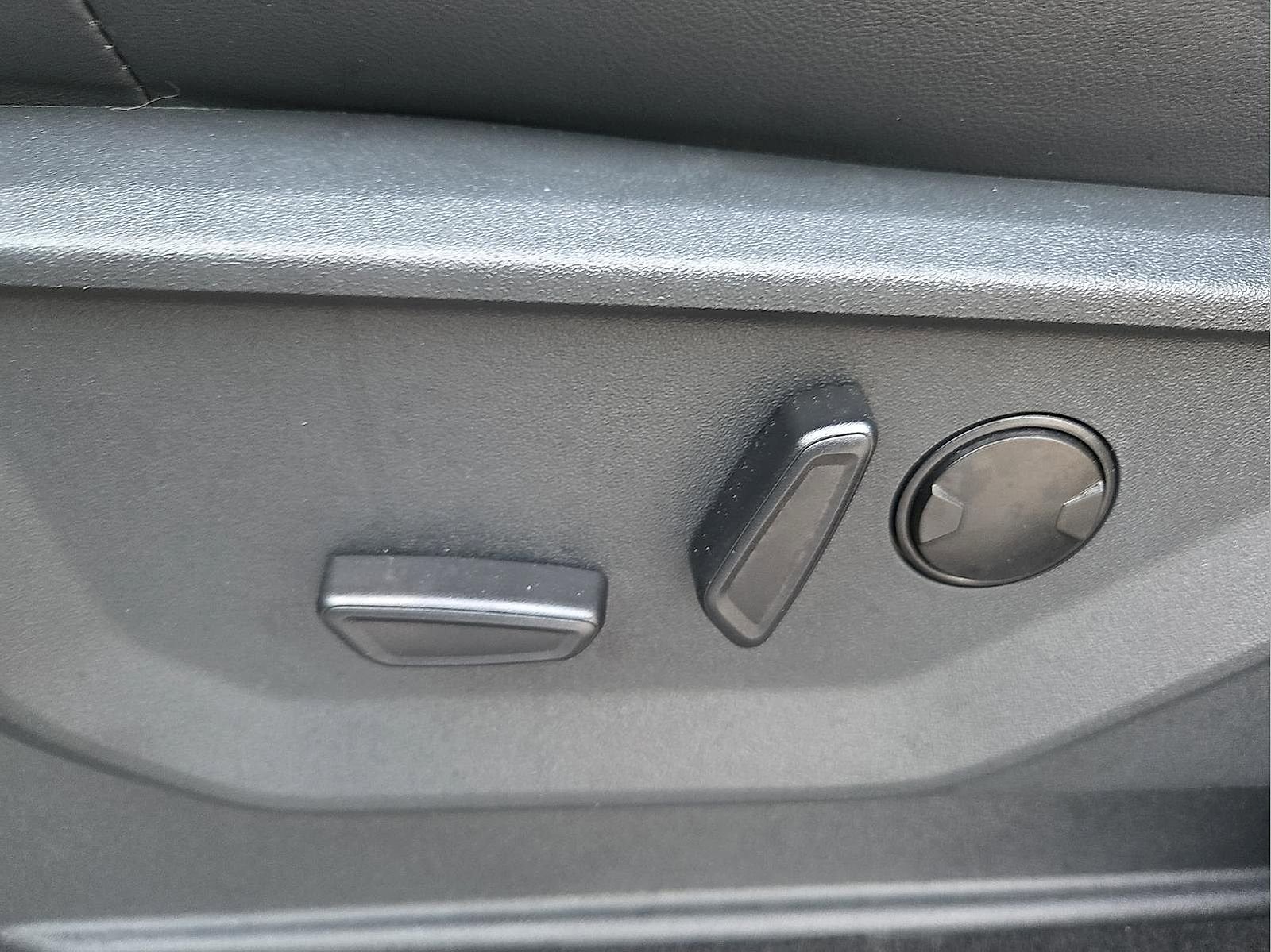 Certified 2025 Ford Expedition Tremor AWD/4WD image 16