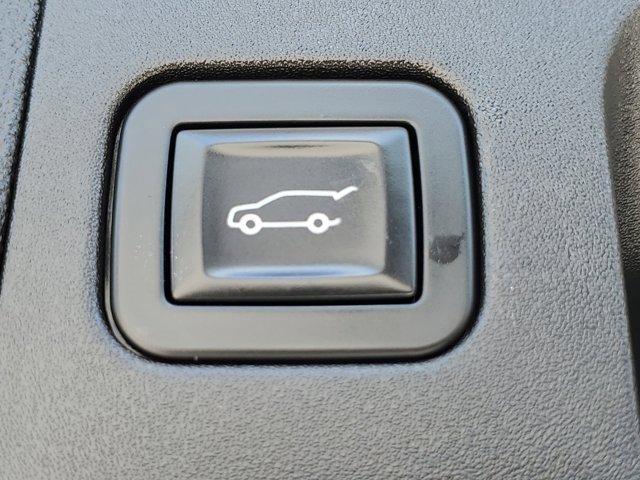 Used 2018 Cadillac XT5 Premium Luxury image 13