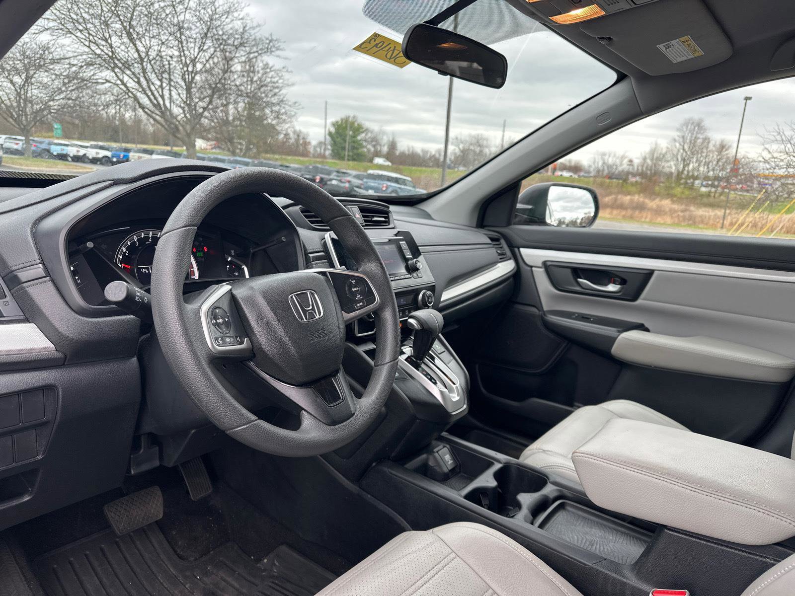 Used 2018 Honda CR-V LX image 3