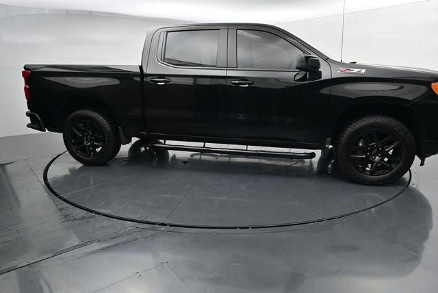 Used 2025 Chevrolet Silverado 1500 RST AWD/4WD image 12