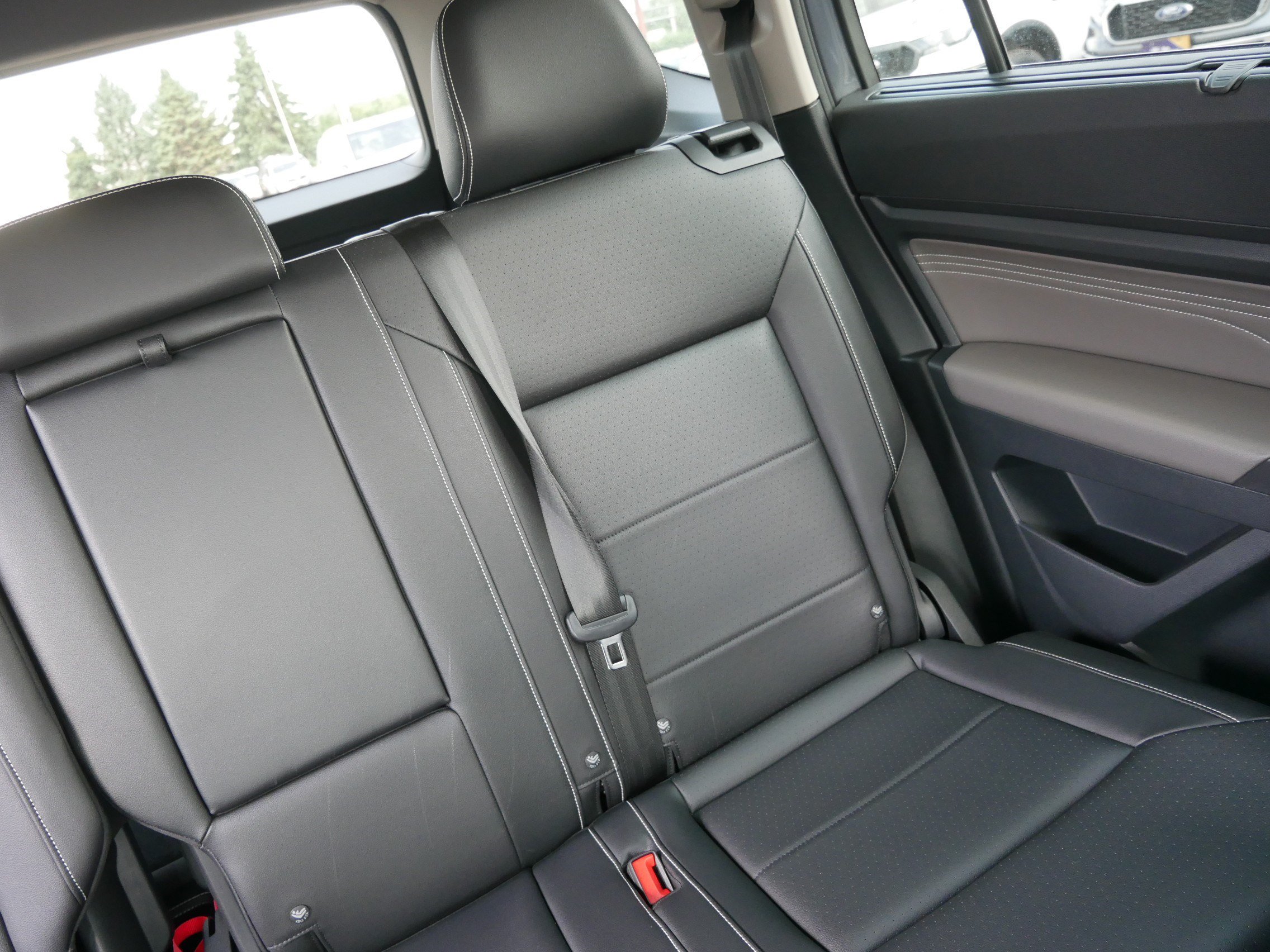 Used 2023 Volkswagen Atlas SE AWD/4WD image 14