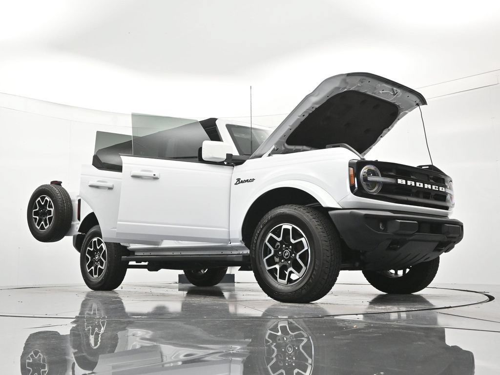 Certified 2024 Ford Bronco Outer Banks AWD/4WD image 50