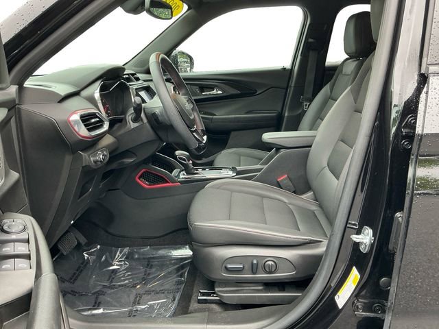 Used 2023 Chevrolet TrailBlazer RS w/ Convenience Package AWD/4WD image 10