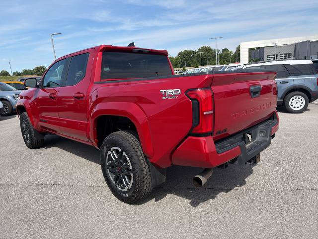 Used 2024 Toyota Tacoma TRD Sport AWD/4WD image 7