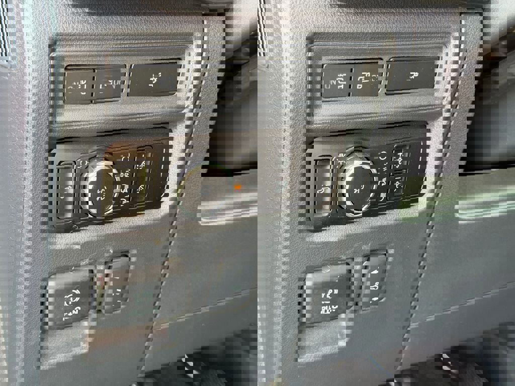 Certified 2023 Ford F150 XLT w/ Equipment Group 302A High image 33