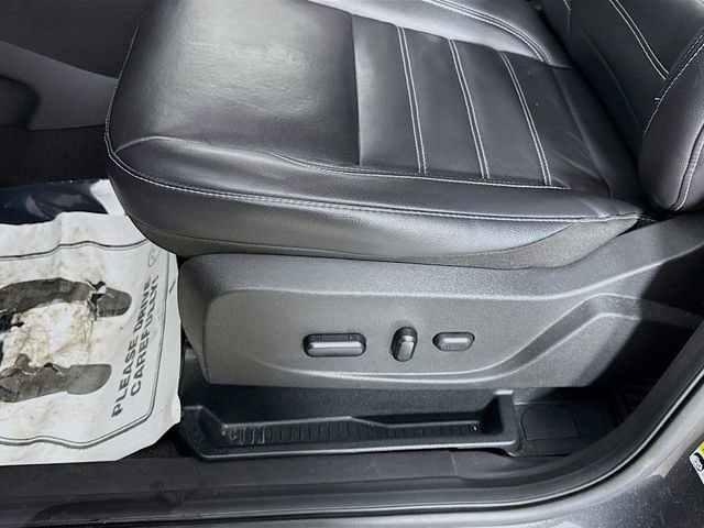 Certified 2019 Ford Escape Titanium w/ U9j03 - Titanium Tow Package image 19