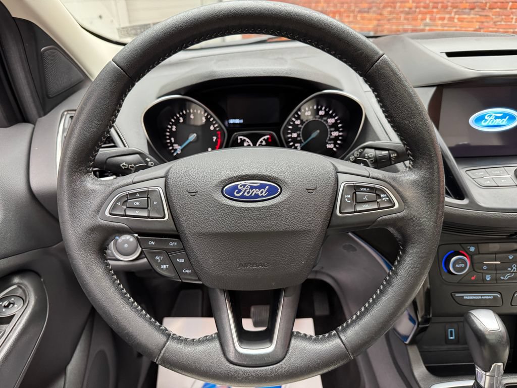 Certified 2018 Ford Escape SEL w/ SEL Sport Appearance Package AWD/4WD image 13