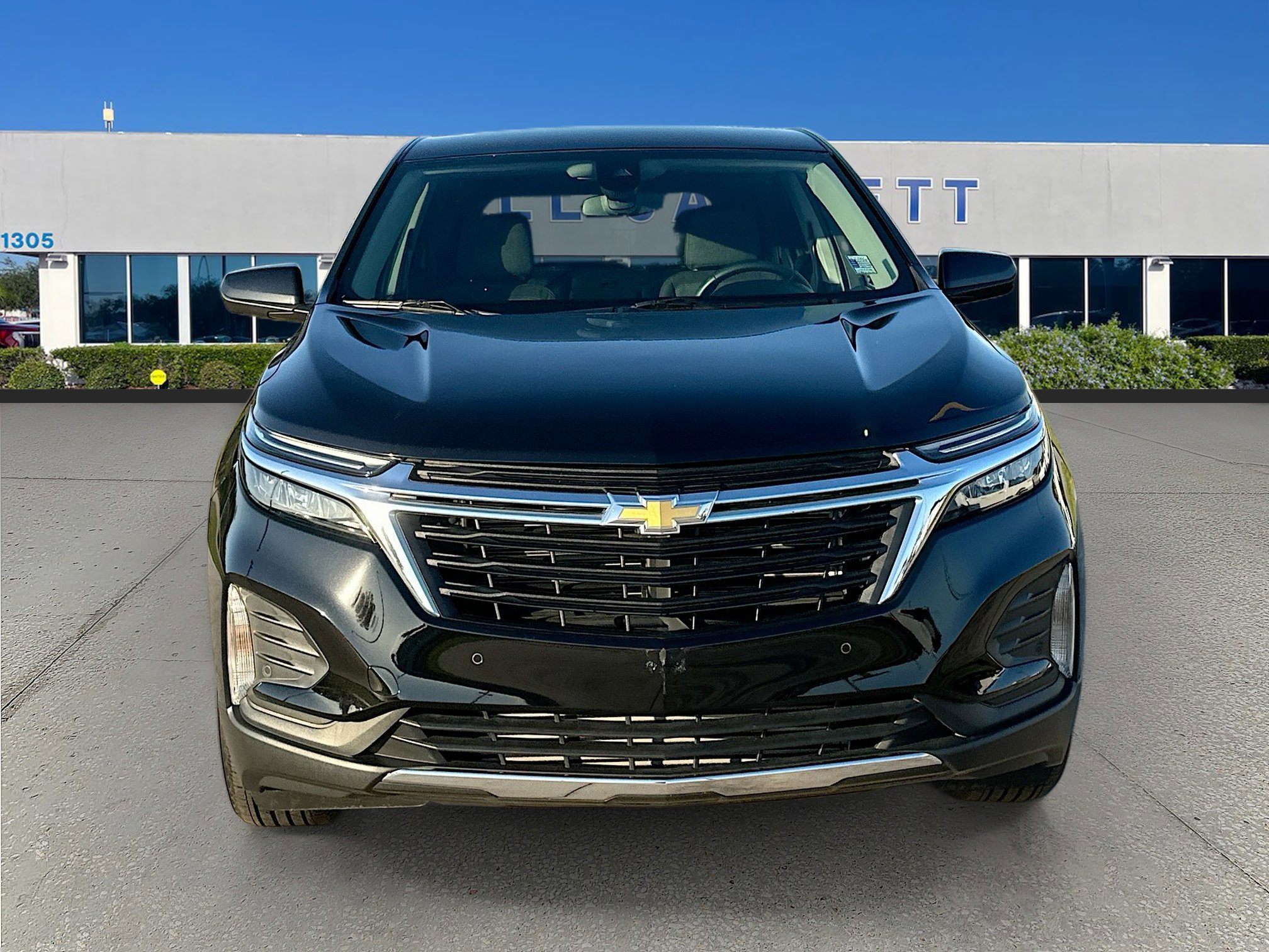 Used 2023 Chevrolet Equinox LT image 8