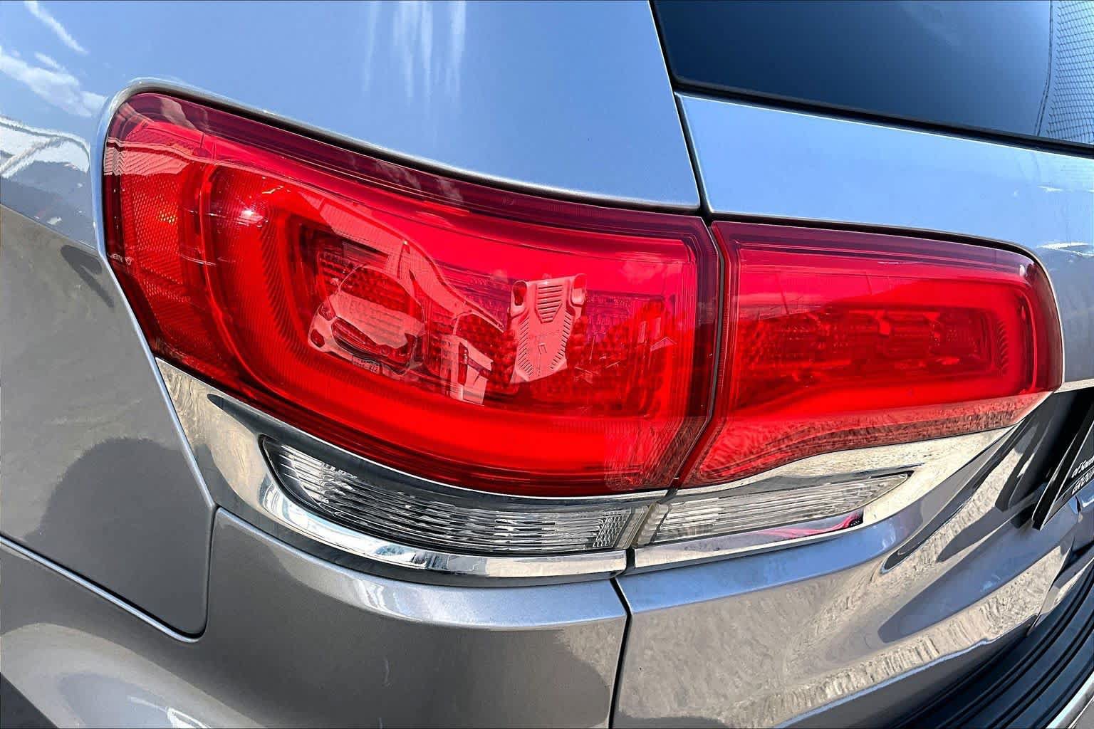 Used 2018 Jeep Grand Cherokee Limited RWD image 28