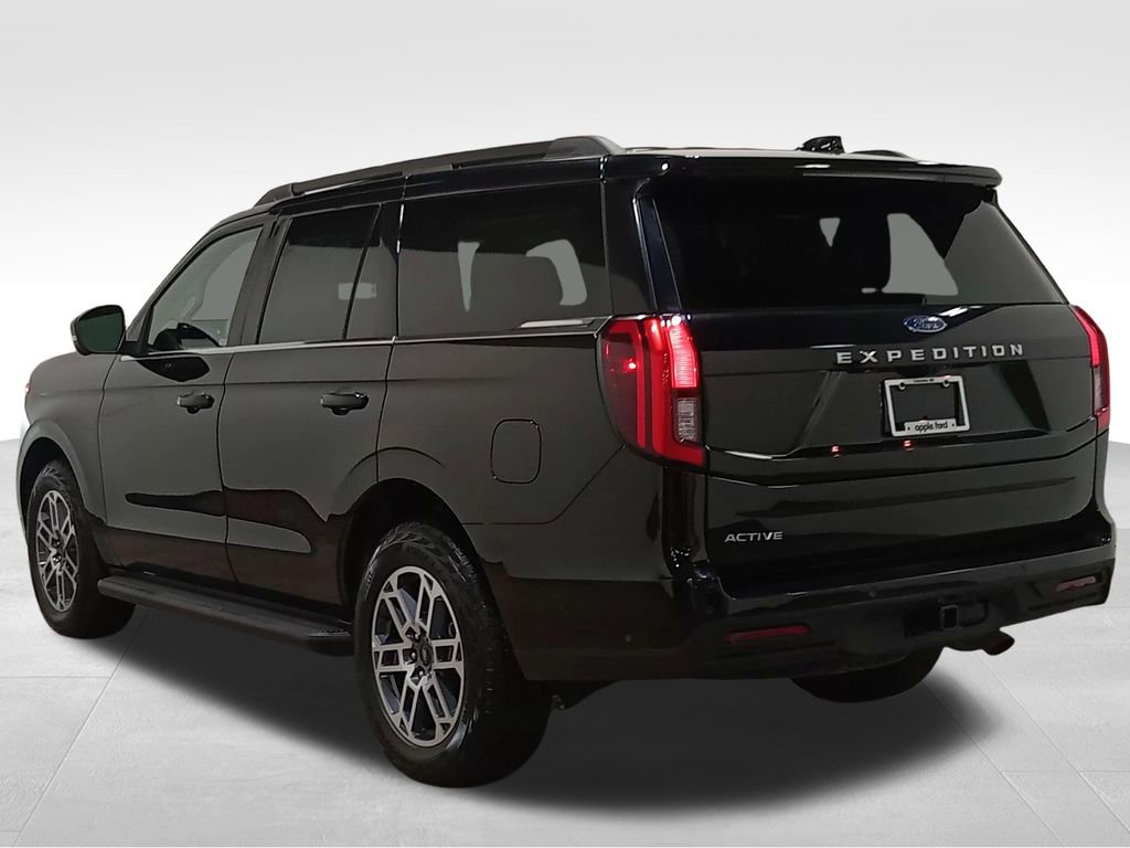 Certified 2025 Ford Expedition Active AWD/4WD image 6