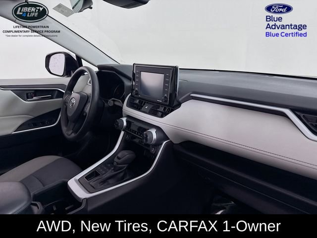 Used 2022 Toyota RAV4 XLE image 27