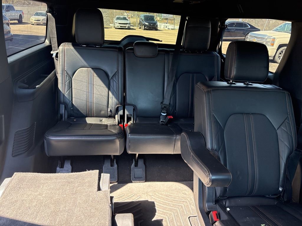 Certified 2024 Ford Expedition Max Platinum image 9