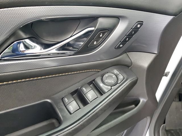 Used 2021 Chevrolet Traverse Premier w/ Redline Edition image 14