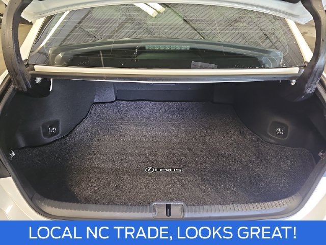 Used 2024 Lexus ES 350 Ultra Luxury w/ Accessory Package (Z2) FWD image 12