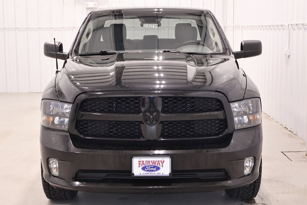 Used 2017 RAM 1500 Express w/ Black Ram 1500 Express Group AWD/4WD image 4