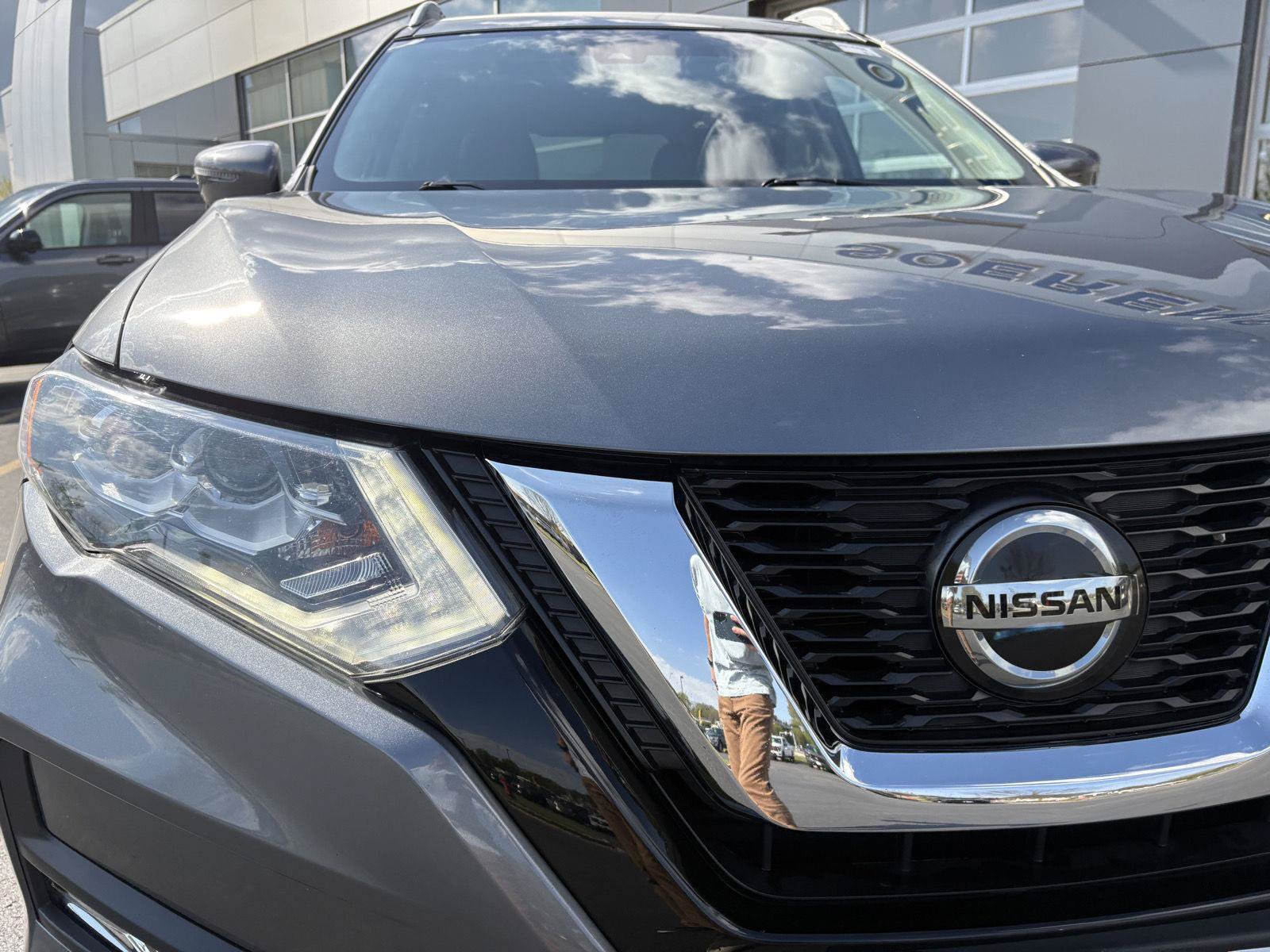 Used 2020 Nissan Rogue SL w/ Premium Package AWD/4WD image 24