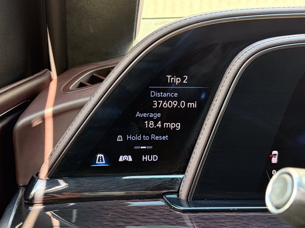 Used 2022 Cadillac Escalade Sport Platinum AWD/4WD image 64