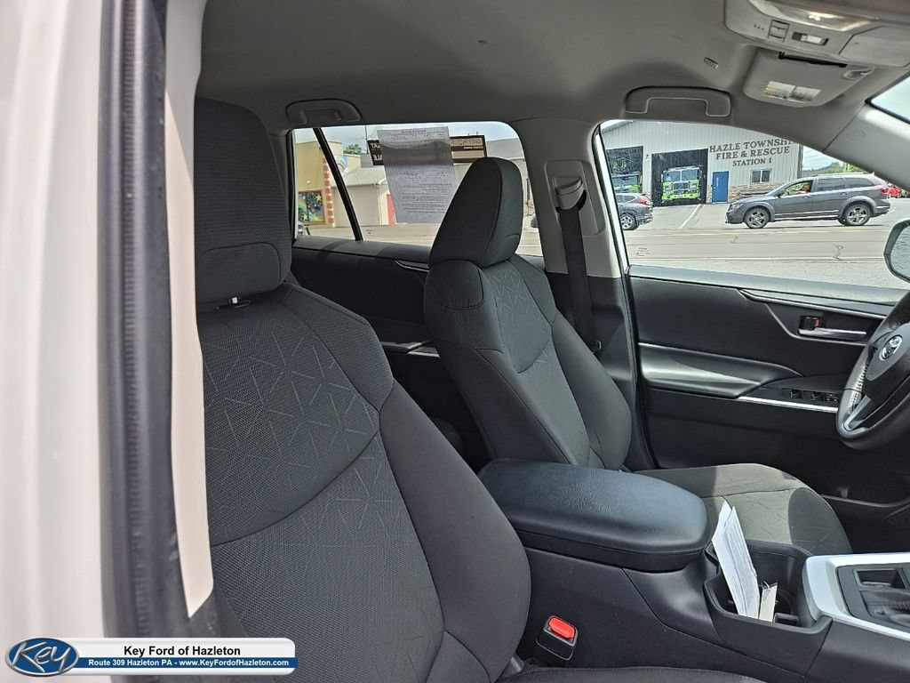 Used 2024 Toyota RAV4 XLE w/ Weather Package AWD/4WD image 17