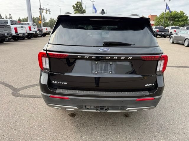 Certified 2025 Ford Explorer Active w/ Active Comfort Package AWD/4WD image 9