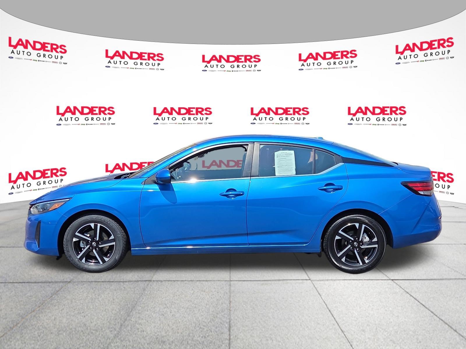 Used 2024 Nissan Sentra SV FWD image 6