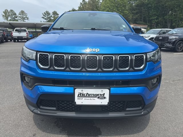 Used 2024 Jeep Compass Latitude AWD/4WD image 8