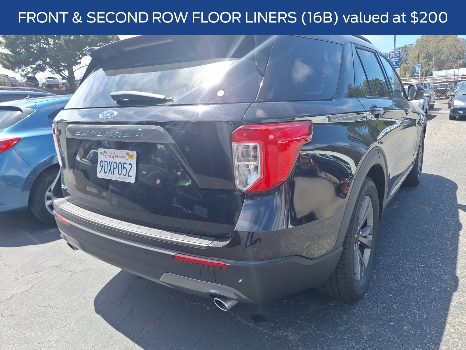 Certified 2022 Ford Explorer XLT w/ Equipment Group 202A RWD image 9