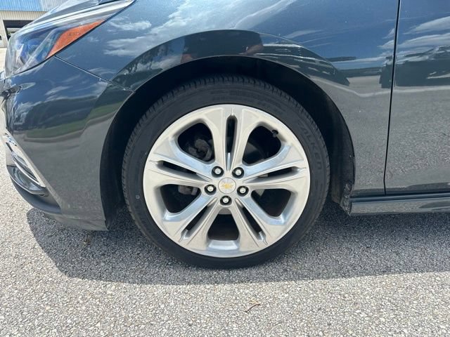 Used 2018 Chevrolet Cruze Premier w/ RS Package FWD image 26