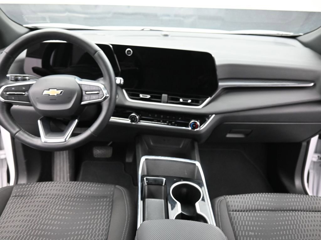 Used 2025 Chevrolet Equinox LT image 14