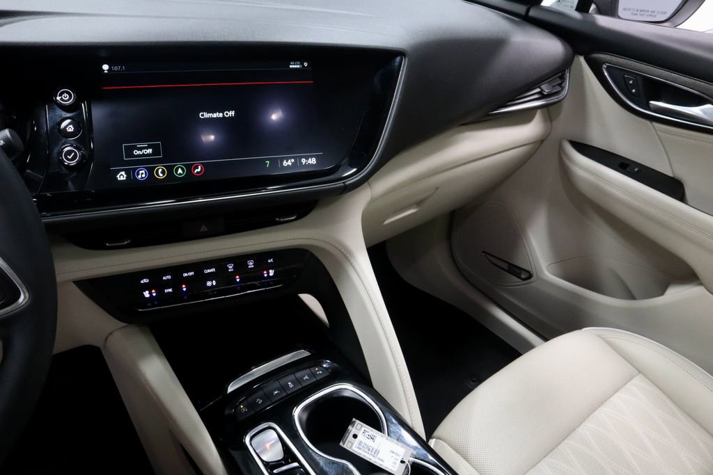 Used 2023 Buick Envision Avenir AWD/4WD image 32