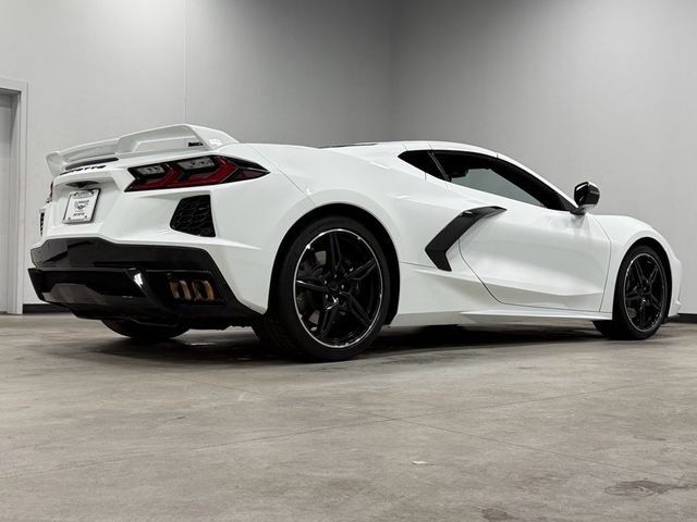 Used 2022 Chevrolet Corvette Stingray Coupe w/ Z51 Performance Package image 12
