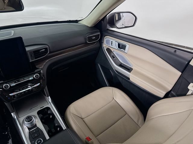 Certified 2023 Ford Explorer Limited w/ Limited Technology Package image 25