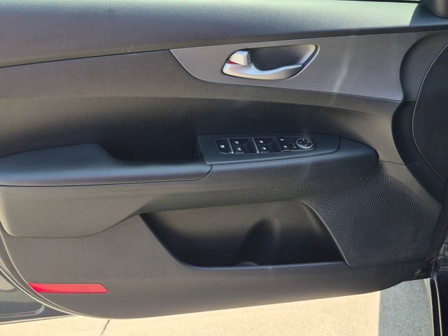 Used 2019 Kia Forte Sedan FWD image 12